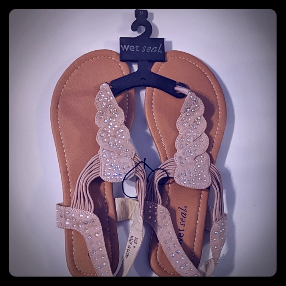 NWT Sandals